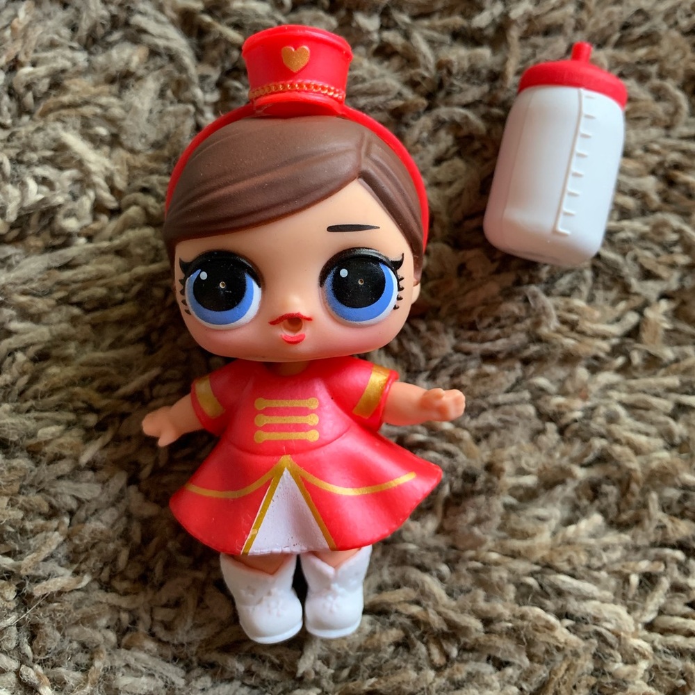 Lol Surprise series 1 Majorette